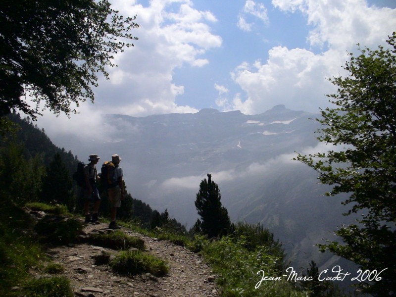 En montant au Refuge des Espuguettes (Hautes Pyrénées)