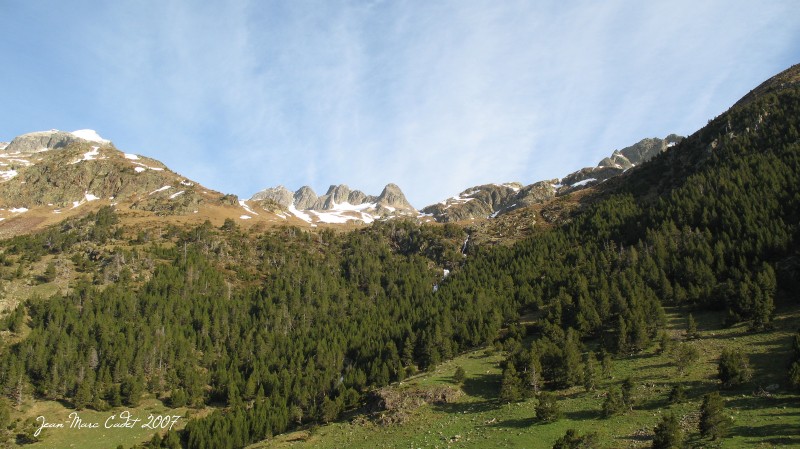 Au Llanos de l'Hospital