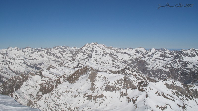 Le Vignemale depuis le Taillon (Hautes Pyrénées)